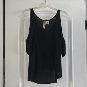 Mimi Chica Cutout Cold-Shoulder Top (M)